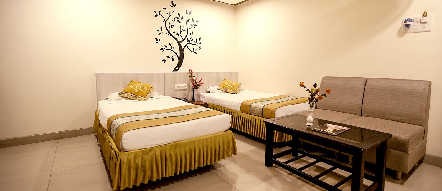 hotels in Shivaji Nagar